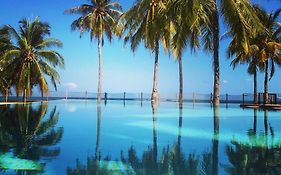 81 Palms Resort
